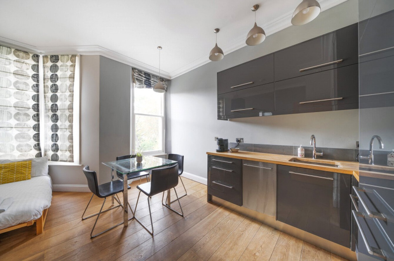 1 bedroom apartments/flats to sale in Dalmeny Road, London-image 11