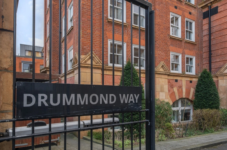 1 bedroom apartments/flats to sale in Drummond Way, Highbury and Islington-image 11