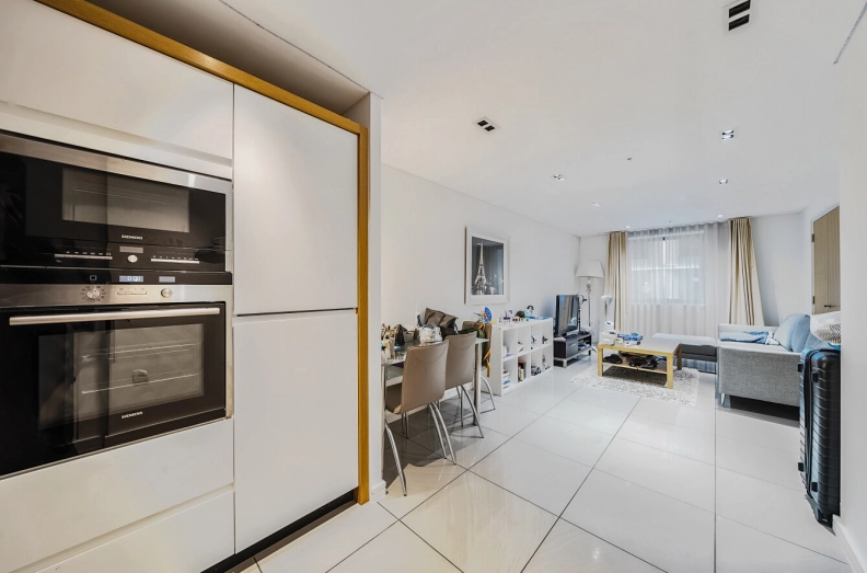 1 bedroom apartments/flats to sale in Brock Street, Marylebone-image 6