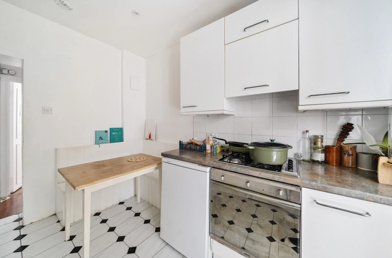 3 bedrooms apartments/flats to sale in Hampstead Lane, Highgate-image 22