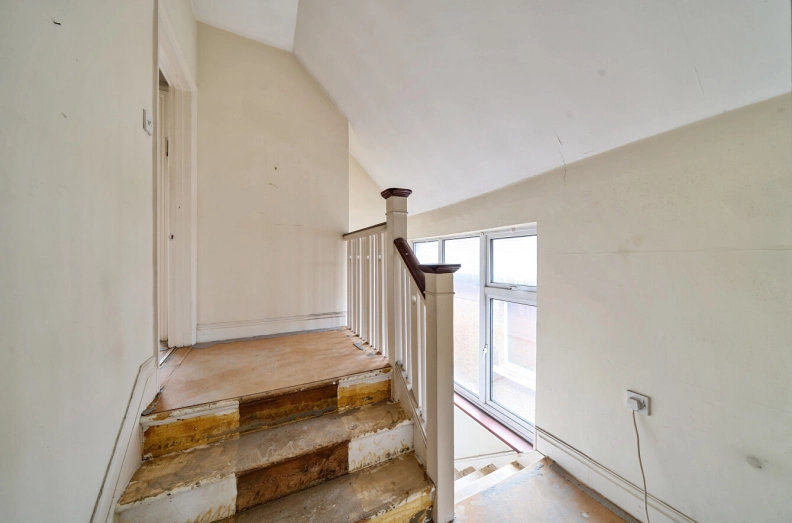 2 bedrooms apartments/flats to sale in North End Road, London-image 8