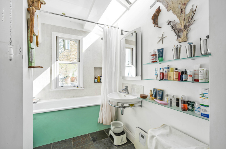 2 bedrooms apartments/flats to sale in Haverstock Hill, Belsize Park-image 19