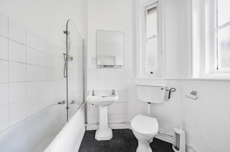 1 bedroom apartments/flats to sale in Canfield Gardens, South Hampstead-image 7