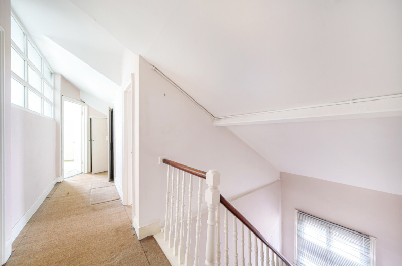 2 bedrooms apartments/flats to sale in Belsize Grove, Belsize Park-image 12