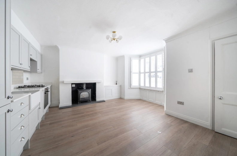 1 bedroom apartments/flats to sale in Gayton Road, London-image 9