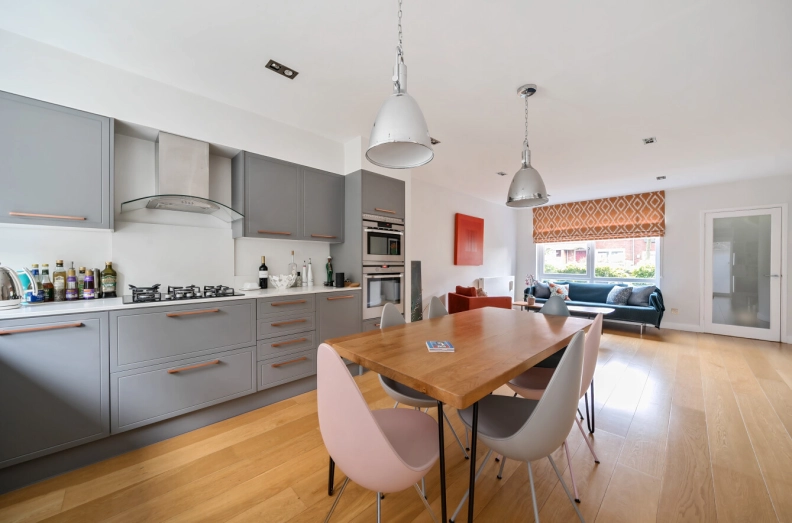 3 bedrooms houses to sale in Vane Close, Hampstead-image 8