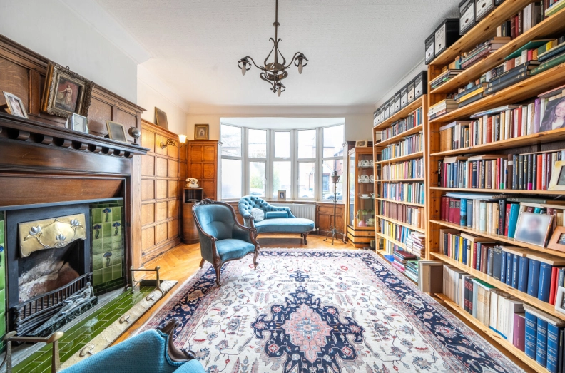 6 bedrooms houses to sale in Woodstock Road, Golders Green-image 11