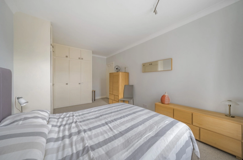 1 bedroom apartments/flats to sale in Prince Arthur Road, Hampstead-image 14