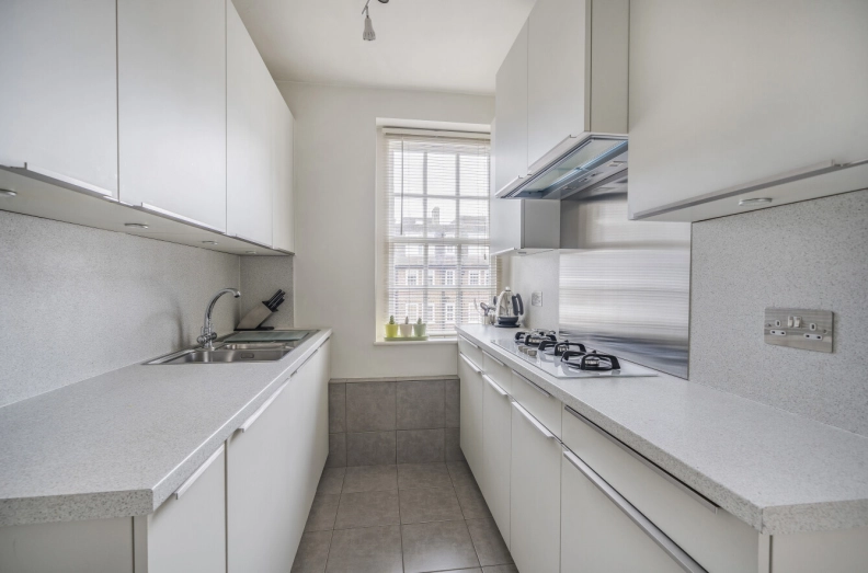 1 bedroom apartments/flats to sale in Prince Arthur Road, Hampstead-image 16