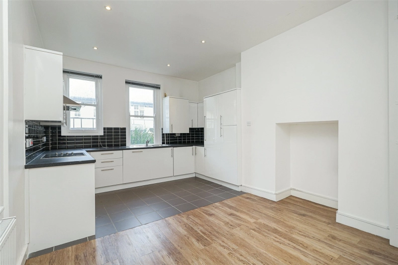 2 bedrooms apartments/flats to sale in Delaware Road, Maida Vale-image 3