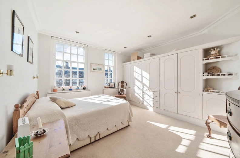 4 bedrooms houses to sale in Heathgate, Hampstead Garden Suburb-image 6