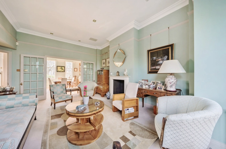 4 bedrooms houses to sale in Heathgate, Hampstead Garden Suburb-image 18