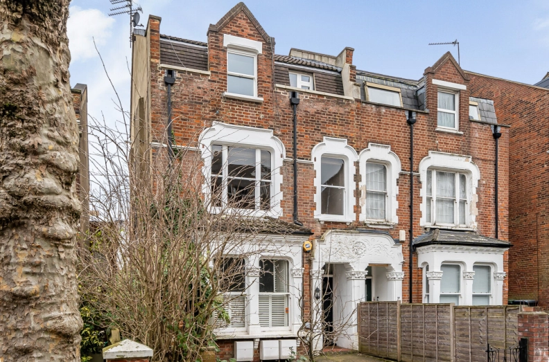 2 bedrooms apartments/flats to sale in Cromwell Avenue, Highgate-image 1