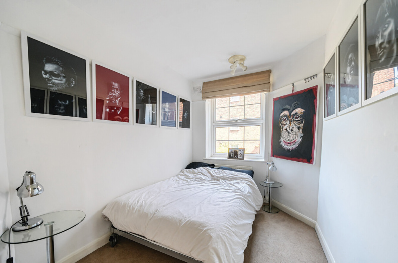 3 bedrooms apartments/flats to sale in Aylmer Road, East Finchley-image 7