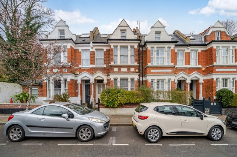 1 bedroom apartments/flats to sale in Waterlow Road, London-image 13