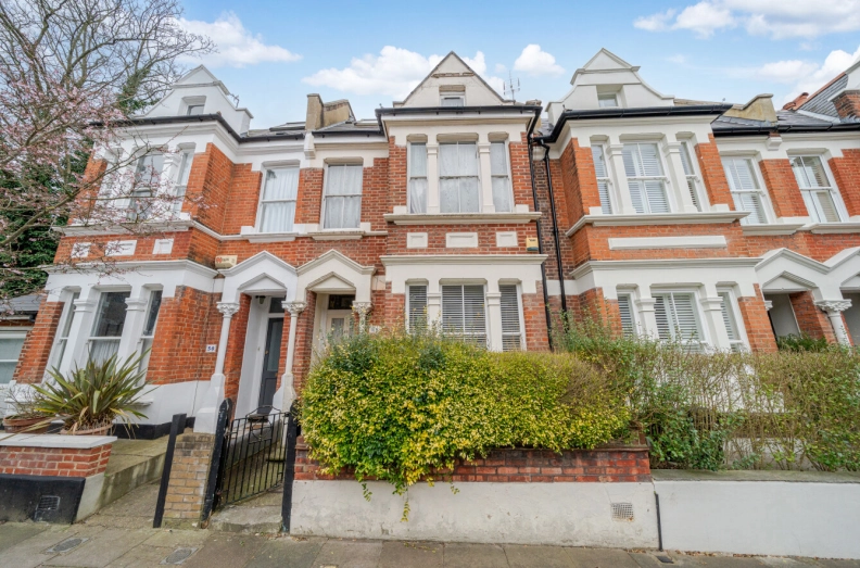 1 bedroom apartments/flats to sale in Waterlow Road, London-image 17