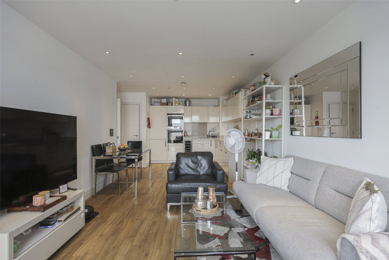 2 bedrooms apartments/flats to sale in Queensland Road, Holloway Road-image 11