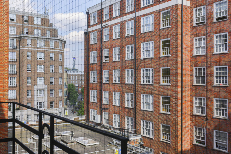 Studio apartments/flats to sale in Edgware Road, Paddington-image 2