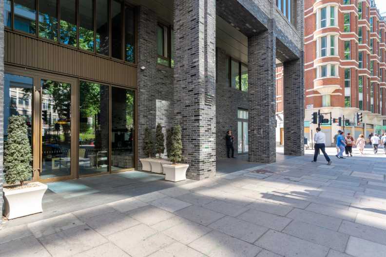 Studio apartments/flats to sale in Victoria Street, Westminster-image 10