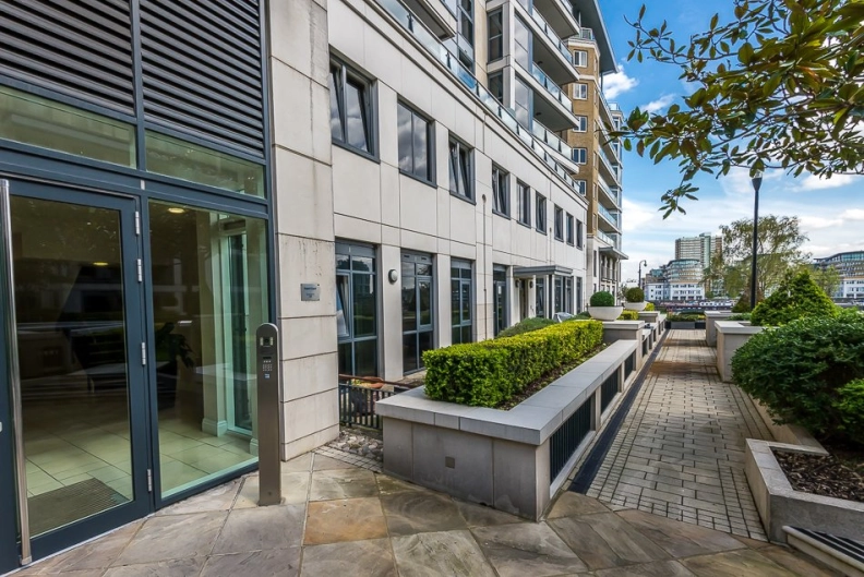 4 bedrooms apartments/flats to sale in Lensbury Avenue, Imperial Wharf-image 19