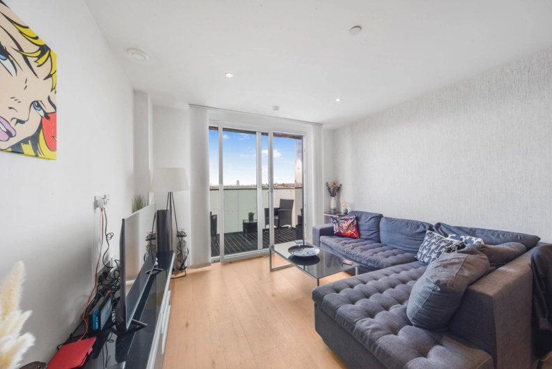 1 bedroom apartments/flats to sale in St. Luke's Avenue, Clapham-image 3