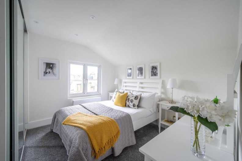 1 bedroom apartments/flats to sale in Lower Richmond Road, Putney-image 4