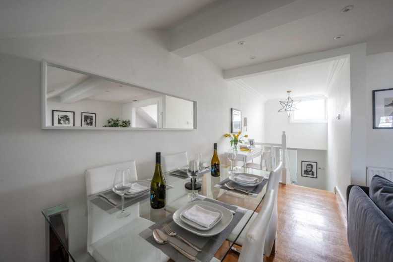 1 bedroom apartments/flats to sale in Lower Richmond Road, Putney-image 5