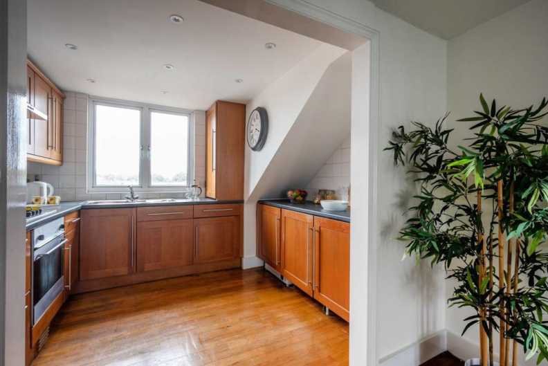 1 bedroom apartments/flats to sale in Lower Richmond Road, Putney-image 13