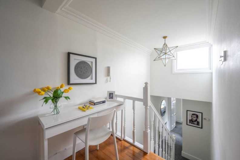 1 bedroom apartments/flats to sale in Lower Richmond Road, Putney-image 6