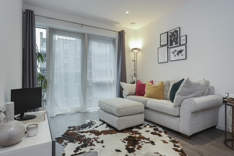 1 bedroom apartments/flats to sale in Juniper Drive, Battersea-image 13