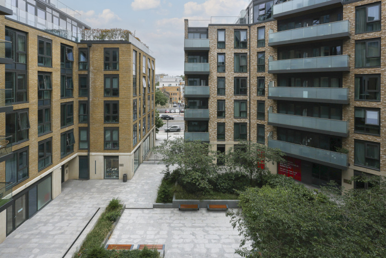 1 bedroom apartments/flats to sale in Juniper Drive, Battersea-image 7