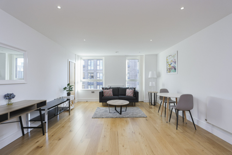 1 bedroom apartments/flats to sale in Gulliver's, Rotherhithe-image 3