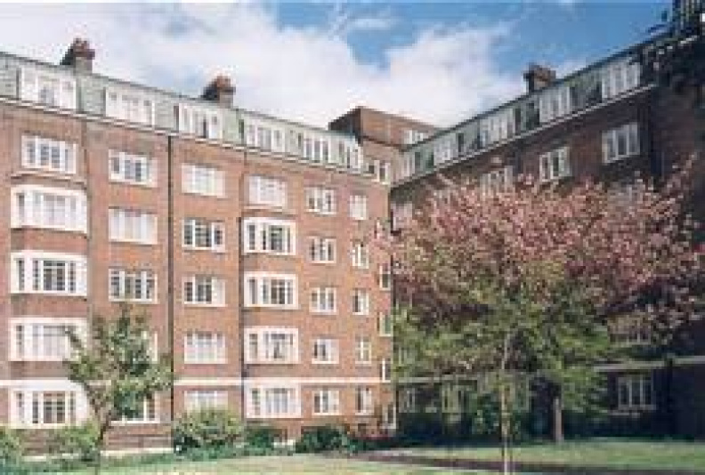 1 bedroom apartments/flats to sale in Pembroke Road, Earl's Court-image 4