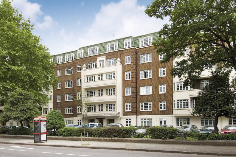 1 bedroom apartments/flats to sale in Pembroke Road, Earl's Court-image 1