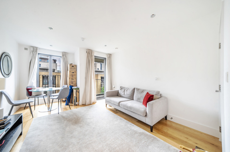 1 bedroom apartments/flats to sale in Bonchurch Road, Notting Hill-image 4