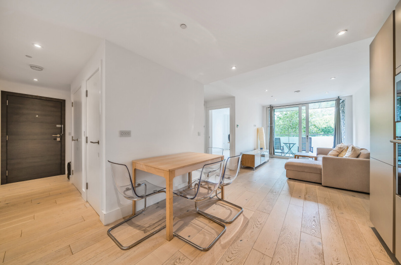 1 bedroom apartments/flats to sale in Quebec Way, London-image 9