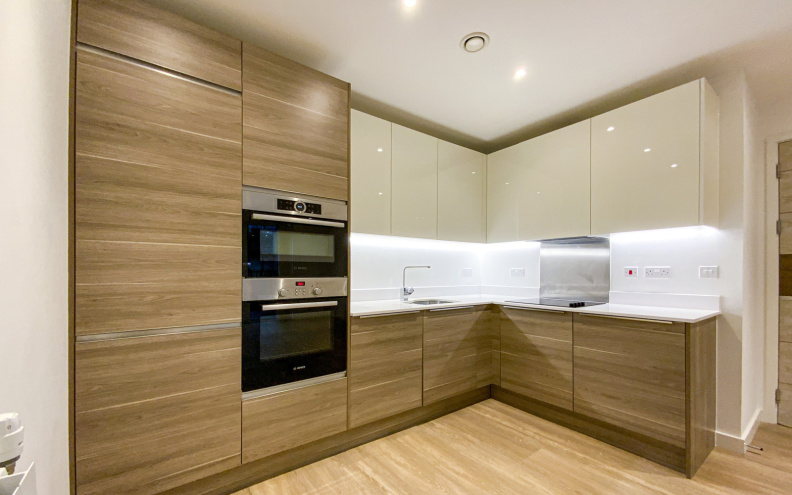 2 bedrooms apartments/flats to sale in Ashton Reach, Surrey Quays-image 3