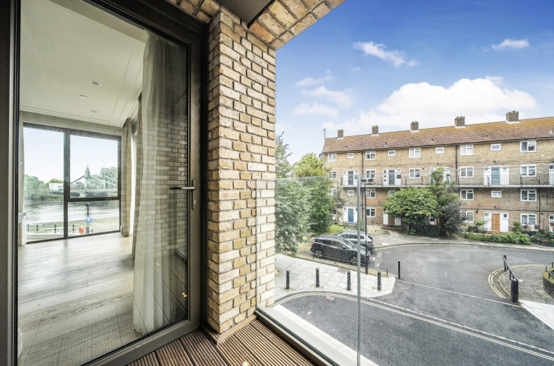 1 bedroom apartments/flats to sale in Crisp Road, Hammersmith-image 6