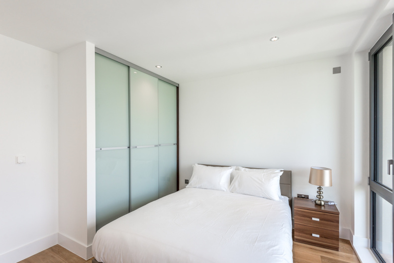 1 bedroom apartments/flats to sale in Faraday Road, North Kensington-image 10