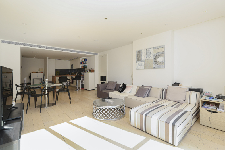 2 bedrooms apartments/flats to sale in Merchant Square, Paddington-image 3