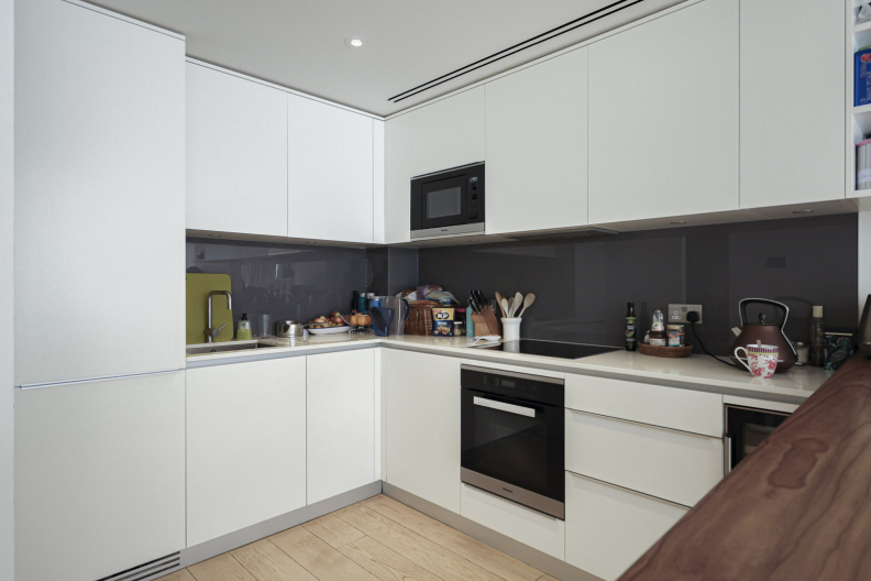 2 bedrooms apartments/flats to sale in Merchant Square, Paddington-image 9