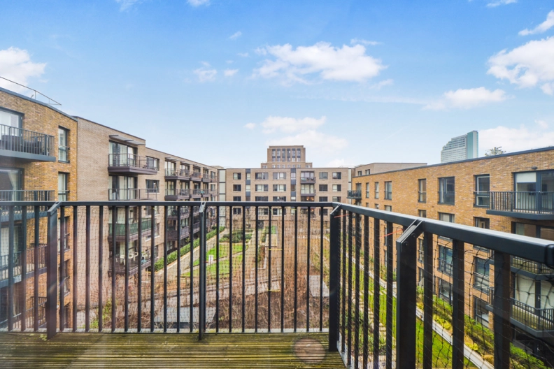 2 bedrooms apartments/flats to sale in Ashton Reach, Rotherhithe-image 2