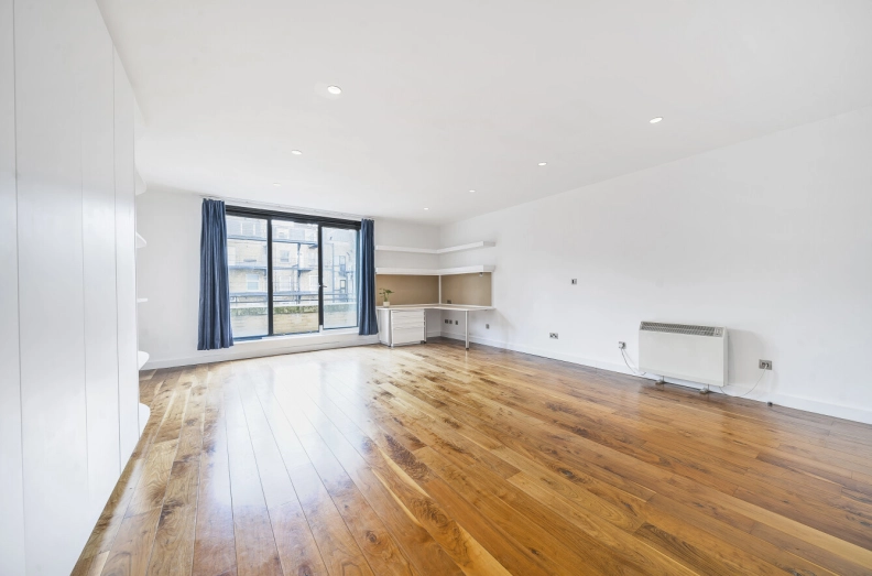 Studio apartments/flats to sale in Cromwell Road, Kensington-image 3