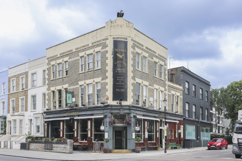 1 bedroom apartments/flats to sale in Portobello Rd, Notting Hill-image 2