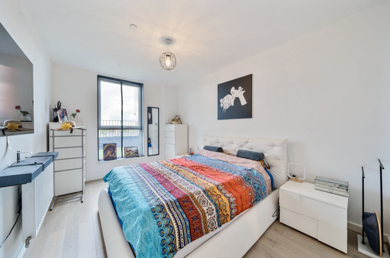 2 bedrooms apartments/flats to sale in River Rise Close, Rotherhithe-image 6