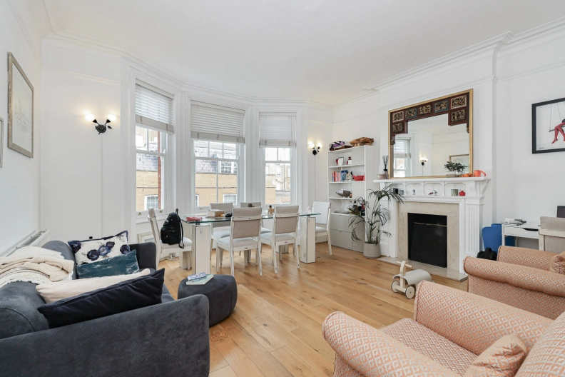 3 bedrooms apartments/flats to sale in Abingdon Road, Kensington-image 2