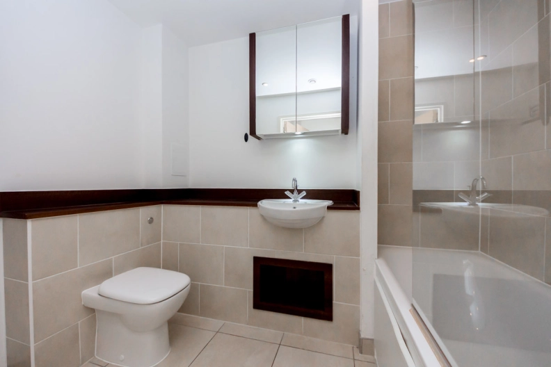 1 bedroom apartments/flats to sale in Albatross Way, Rotherhithe-image 6