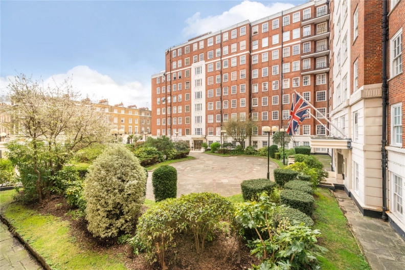 3 bedrooms apartments/flats to sale in Edgware Road, Paddington-image 1