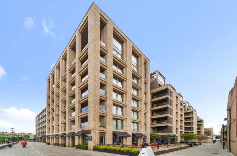 1 bedroom apartments/flats to sale in Crisp Road, Hammersmith-image 1