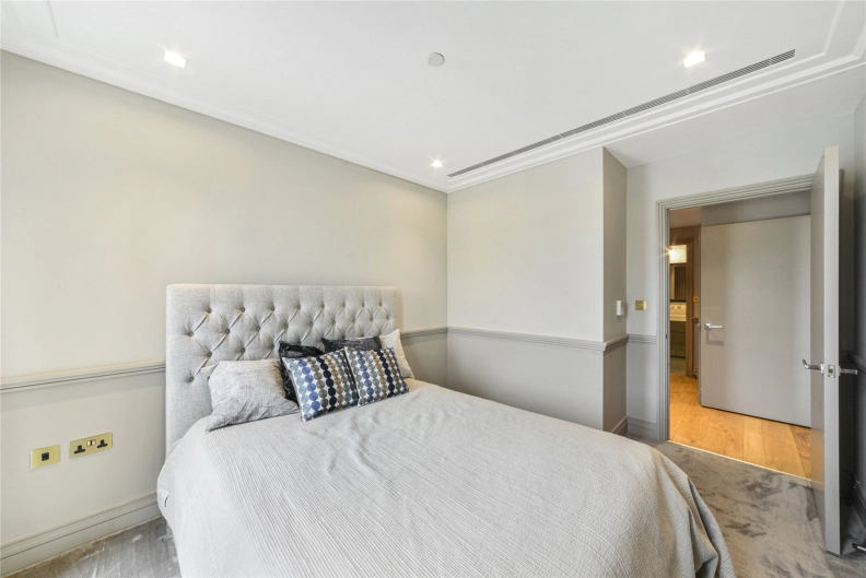 1 bedroom apartments/flats to sale in Crisp Road, Hammersmith-image 5